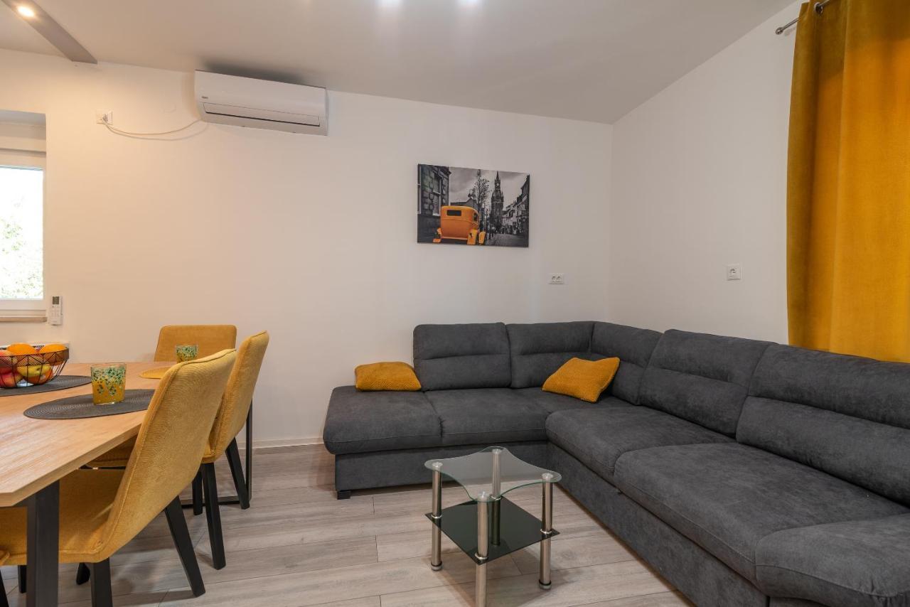Apartman Galeb Trogir Zewnętrze zdjęcie